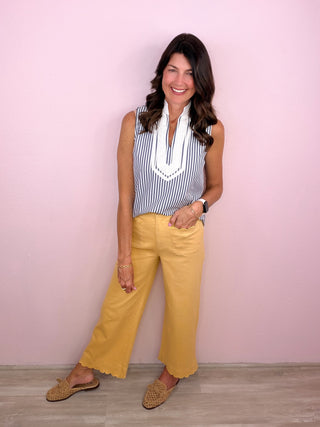 Scallop Trim Wide Leg Pants