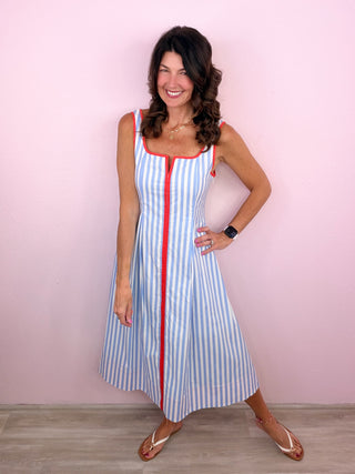 A Chic Stroll Midi Dress