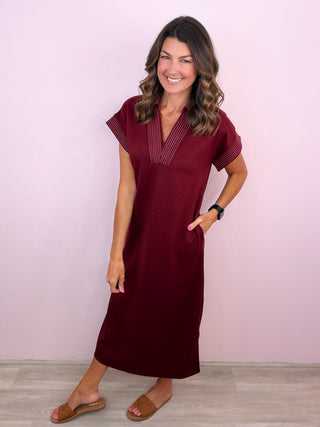 Effortlessly Elevated Midi Dress (Wine)