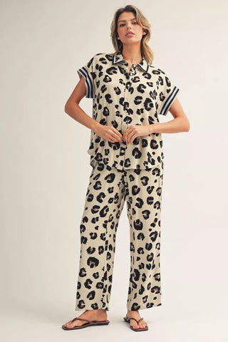 Wildly Chic Set