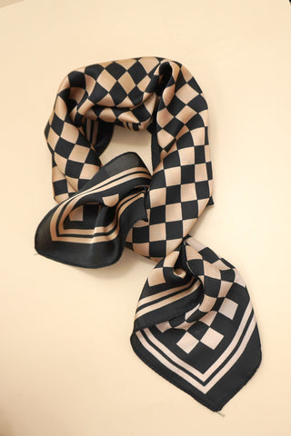 Check Me Out Scarf