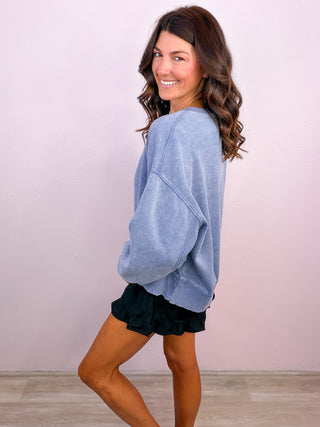 The Everyday Essential Sweatshirt - Vintage Blue