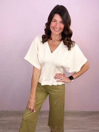 Polished Ease Top (Cream)