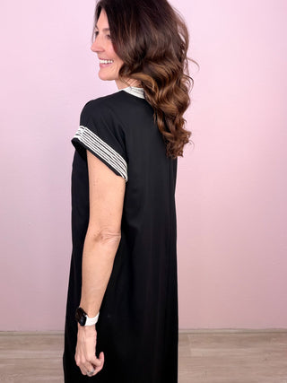 Effortlessly Chic Midi Dress