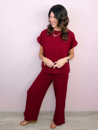 She's Busy Solid SET