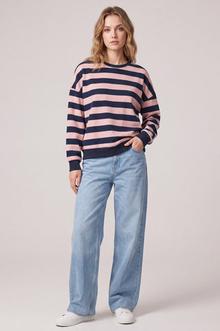 Modern Line Pullover