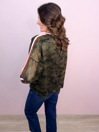Mesh Camo Contrasts Pullover
