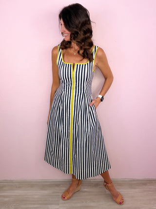 A Chic Stroll Midi Dress