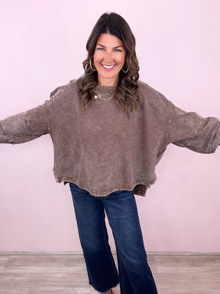 Acid Washed Solid Pullover