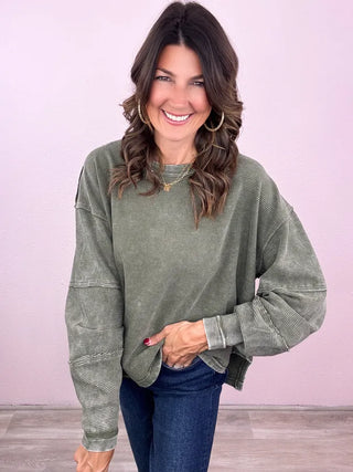 Acid Washed Solid Pullover