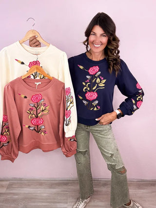 Feminine Vibes Pullover