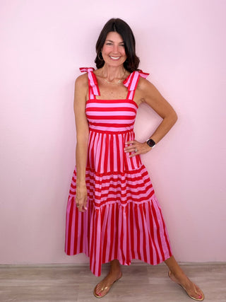 Weekend Sweetheart Midi Dress