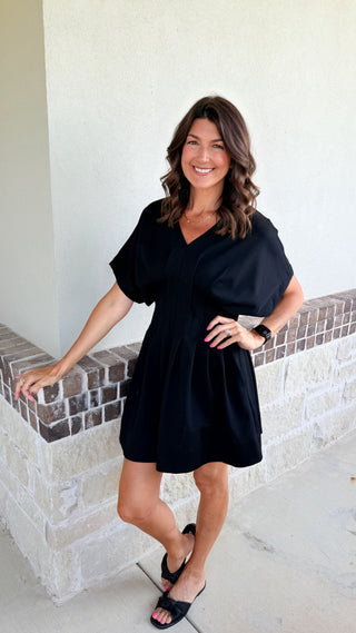 Confident Chic Dress (Black)
