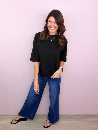 Effortless Trend Scuba Top