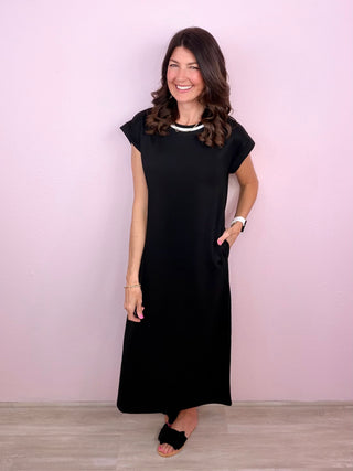 Everyday Essential Maxi Dress