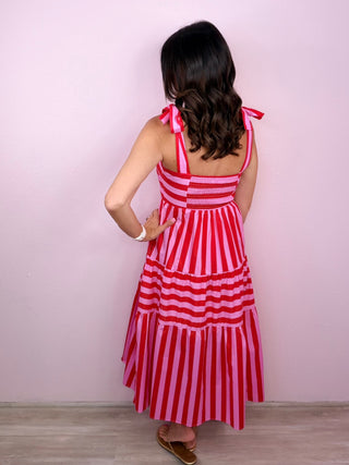 Weekend Sweetheart Midi Dress