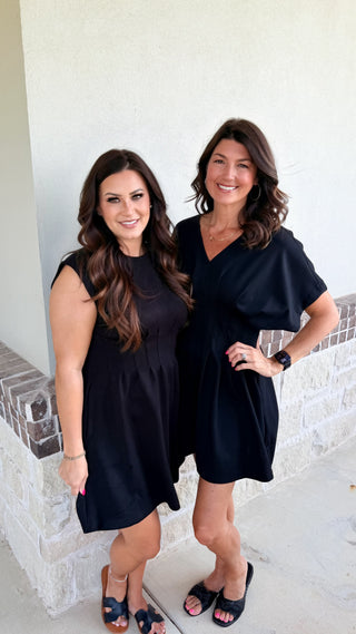 Confident Chic Dress (Black)