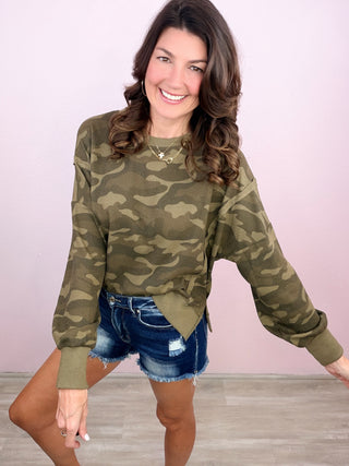 Dark Wash Frayed Hem Denim Shorts