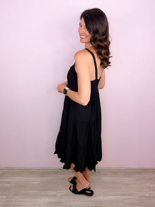 Sunshine Stroll Midi Dress (Black)