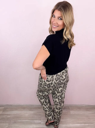 Barrel Leopard Pants
